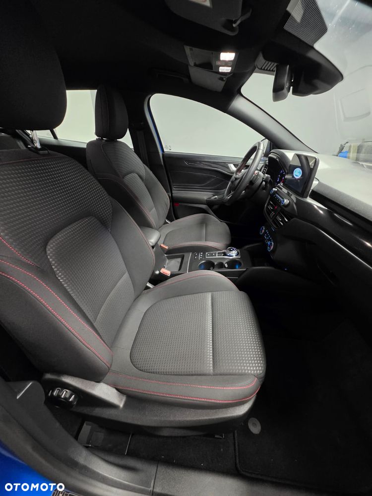 Ford Focus 1.5 EcoBlue STart-Stopp-System ST-LINE X - 15