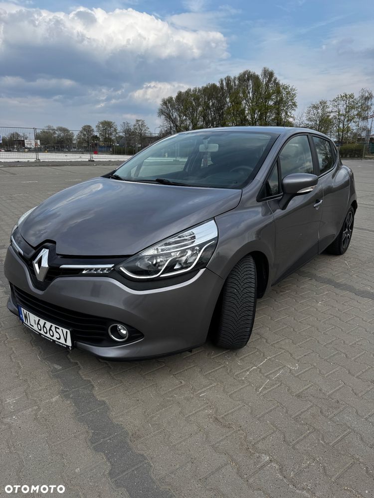 Renault Clio - 11
