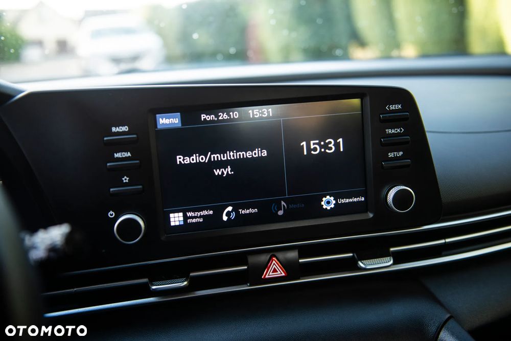 Hyundai Elantra 1.6 Smart - 22