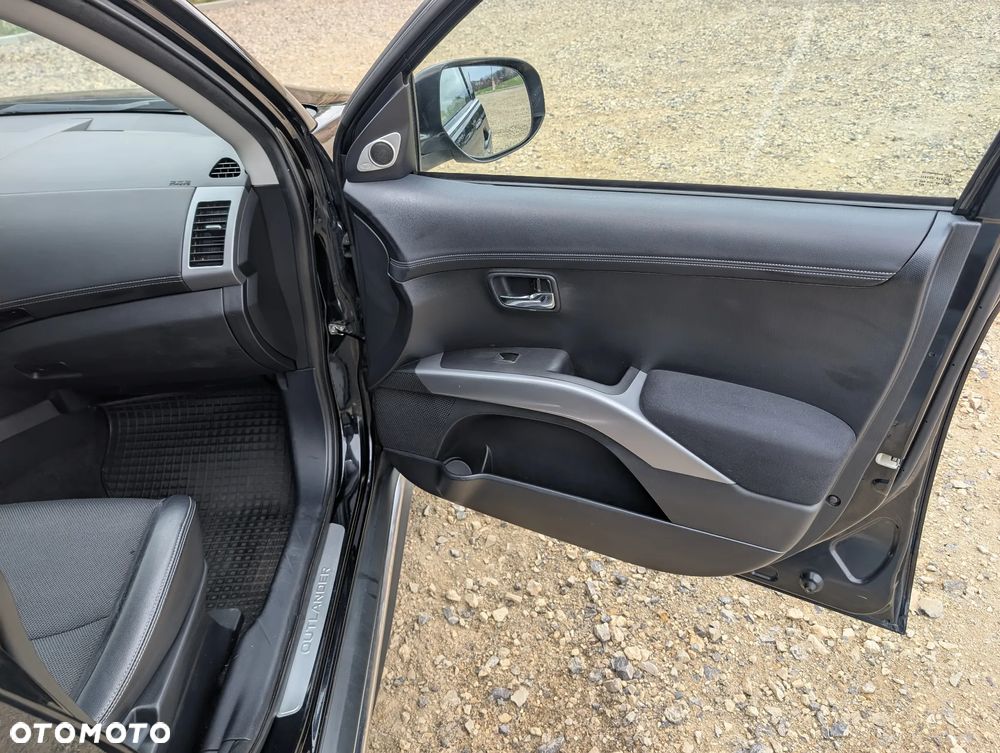 Mitsubishi Outlander 2.2 DID Instyle EU5 - 28