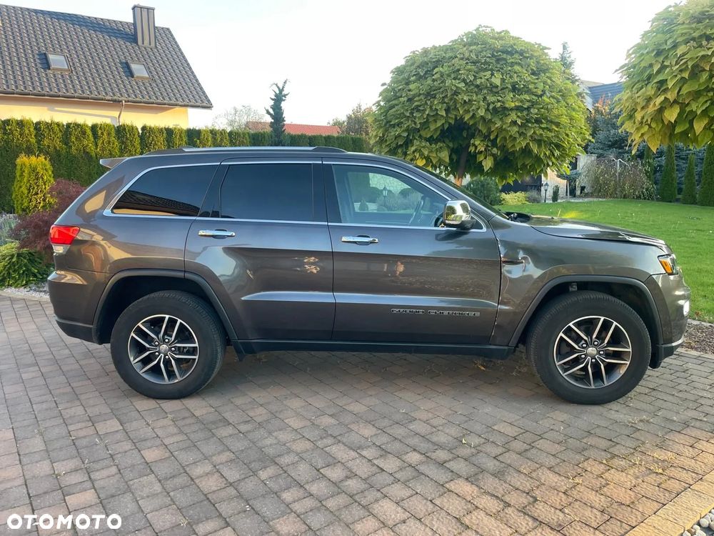 Jeep Grand Cherokee - 5