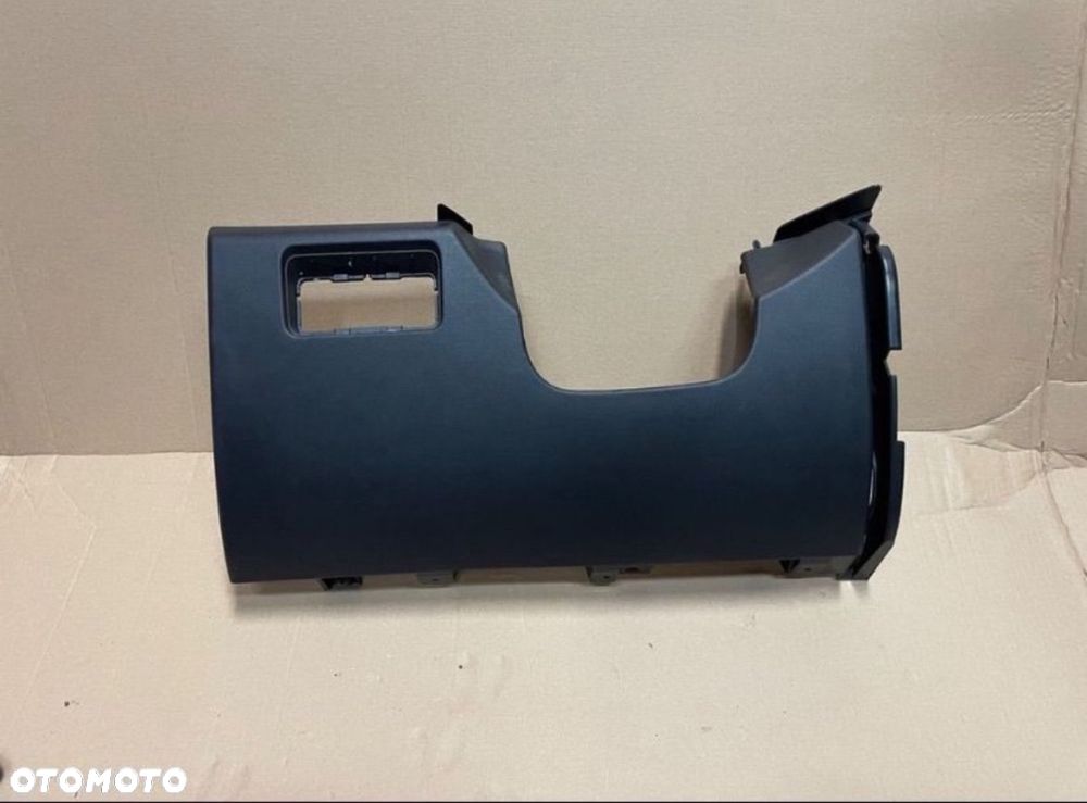 CM80517 osłona dolna kokpitu Jaguar f-pace x761