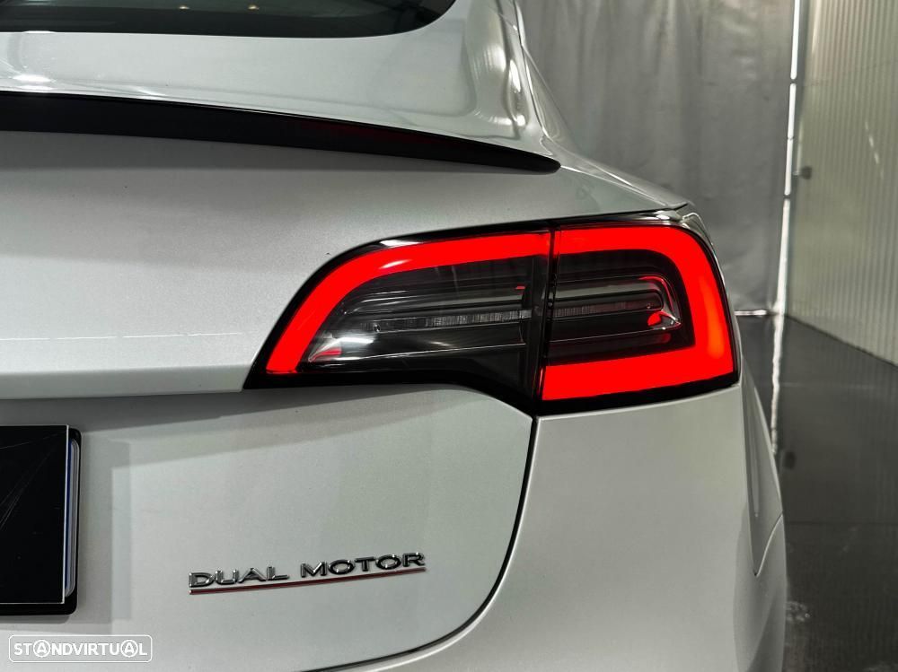 Tesla Model 3 Performance Dual Motor AWD - 55