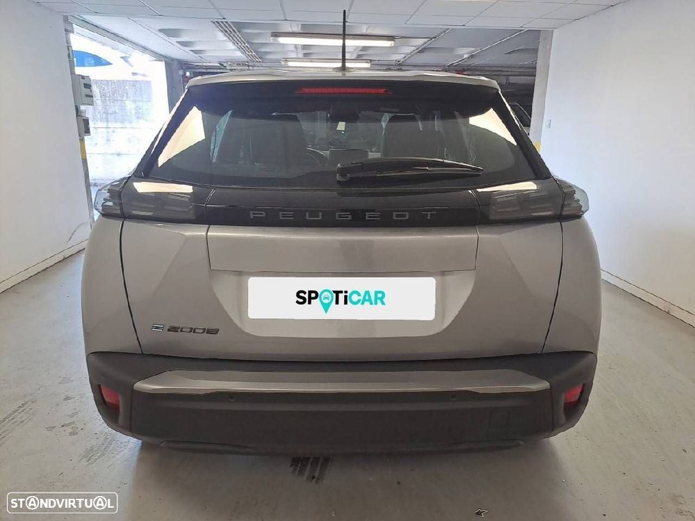 Peugeot 2008 - 7
