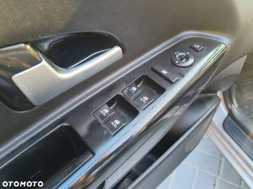 Kia Ceed Cee'd 2.0 crdi Optimum + - 18