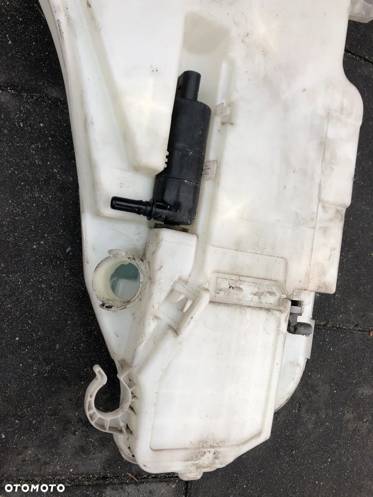 ZBIORNIK SPRYSKIWACZY BMW 6 F06 F12 F13 - 3