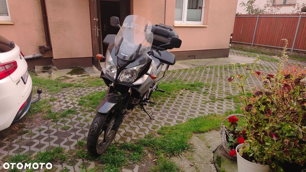 Suzuki V-STROM