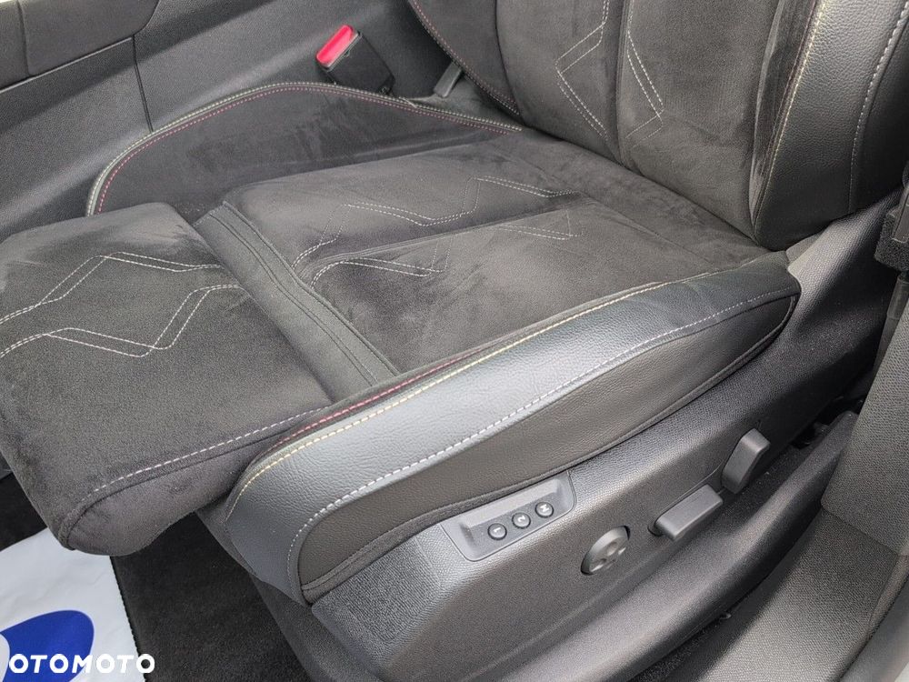 DS Automobiles DS 7 Crossback - 31