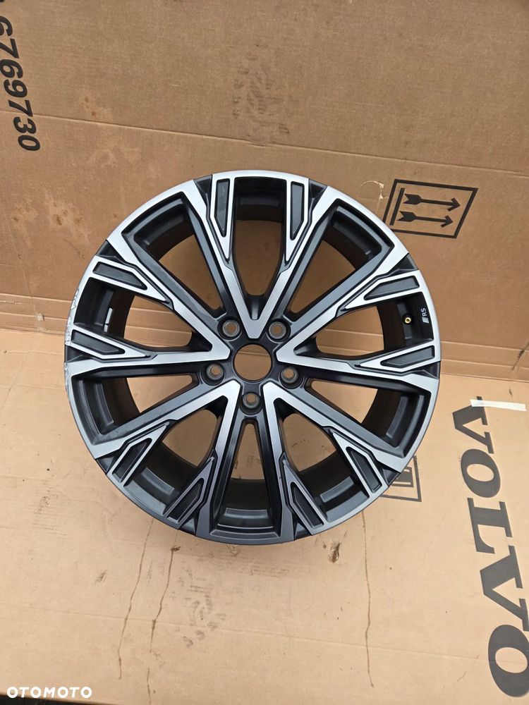 Felga Aluminiowa Audi A6 e-tron RS C9 21 Cali 85E601025AP E- 8,1/2Jx21H2 ET 46 - 4