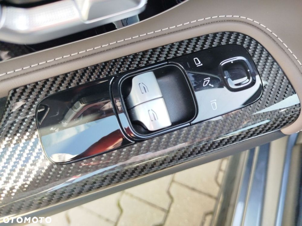 Mercedes-Benz AMG GT - 14