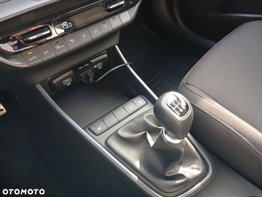 Hyundai Bayon - 13