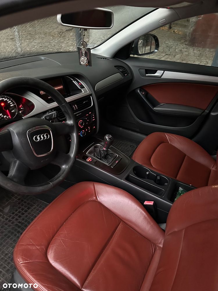 Audi A4 Avant 2.0 TDI - 5