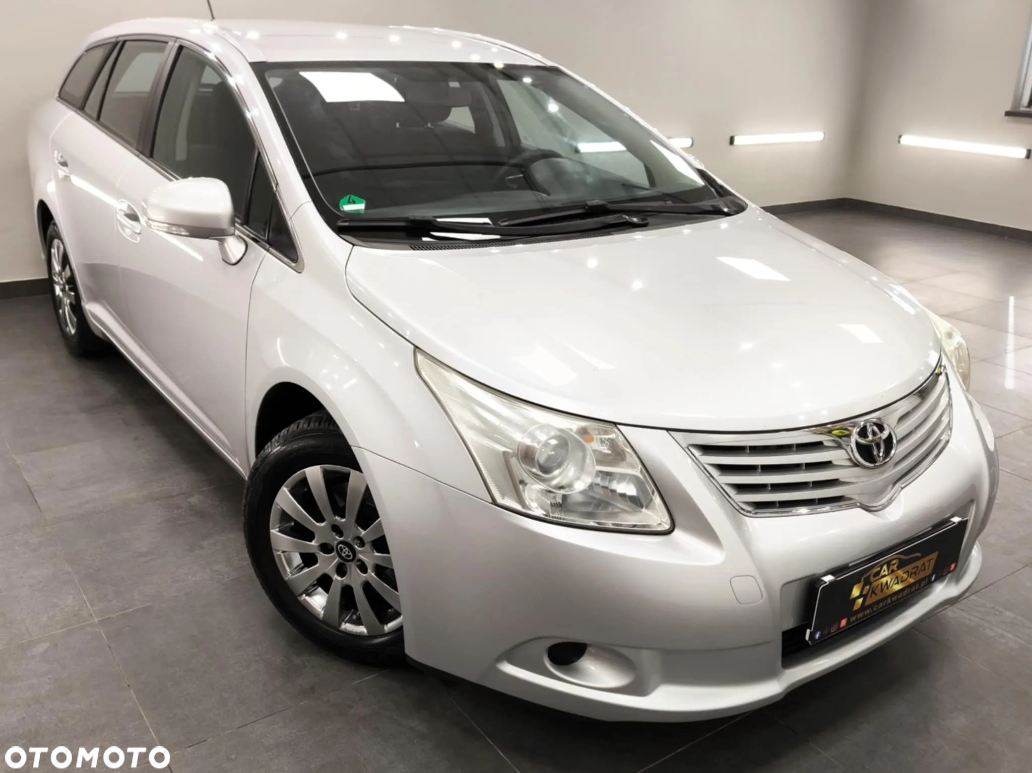 Toyota Avensis Combi 1.6 - 34