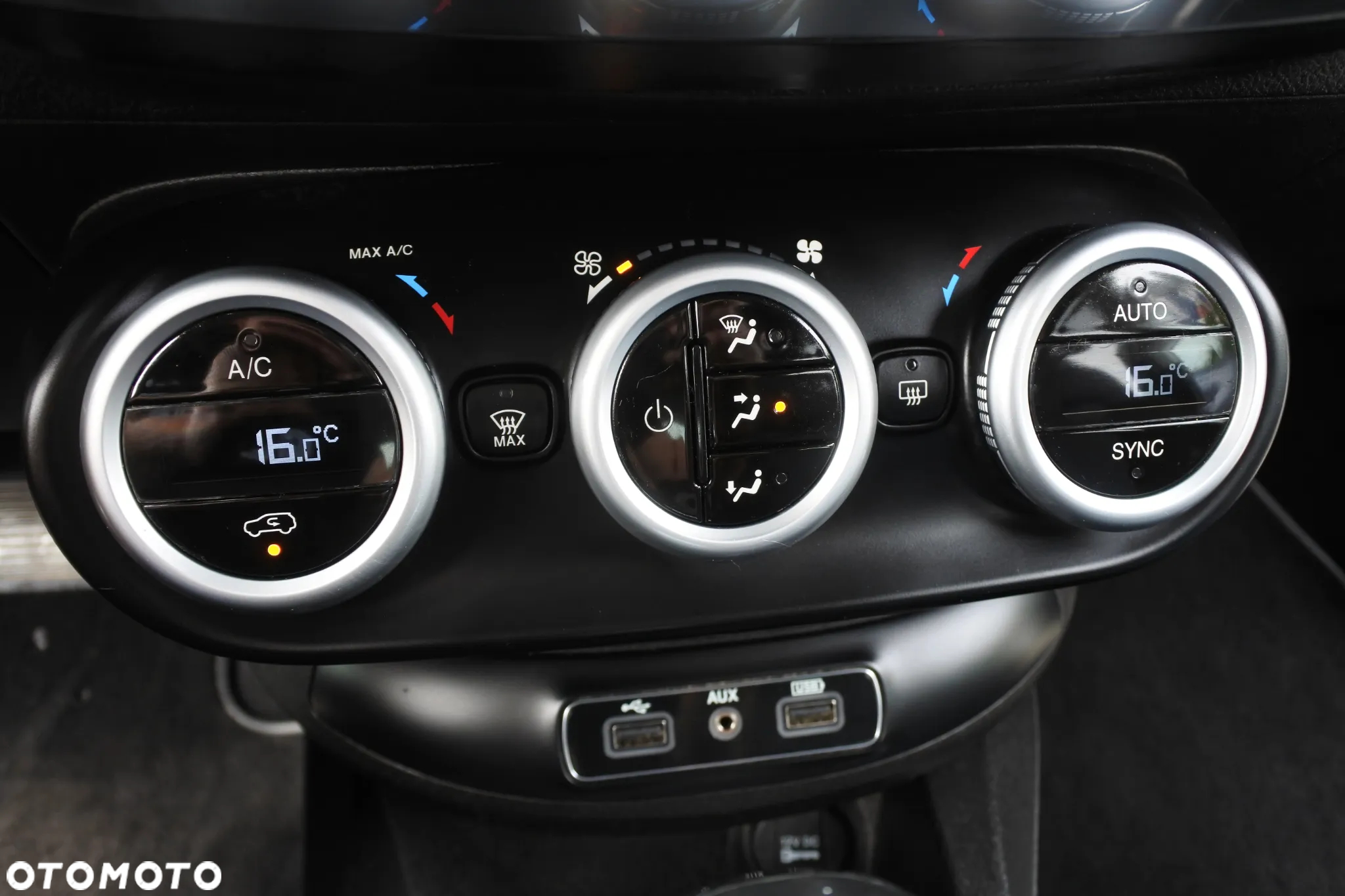 Fiat 500X 1.4 Multiair DCT 4x2 S&S Lounge - 16
