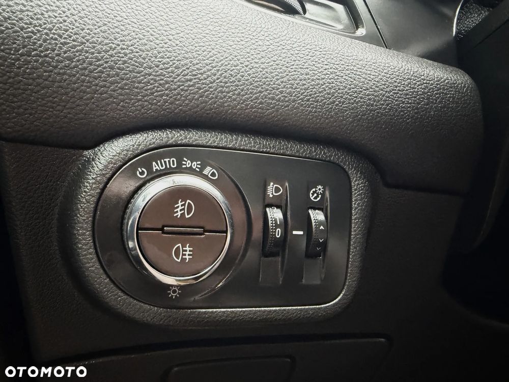 Opel Zafira Tourer 1.4 Turbo Automatik Innovation - 33