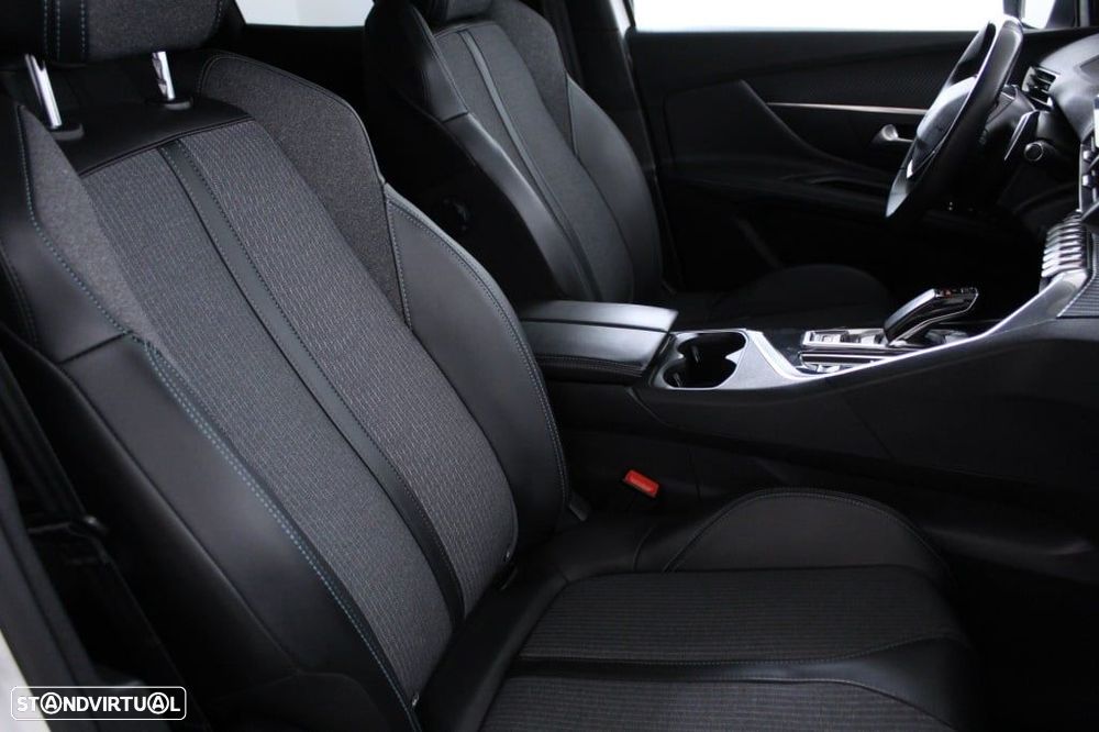 Peugeot 3008 1.6 Hybrid Allure Pack e-EAT8 - 14