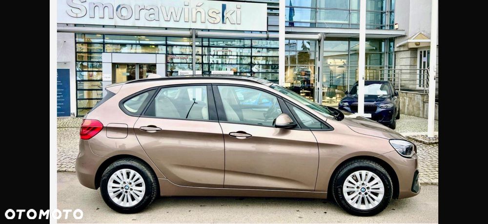 BMW Seria 2 218i - 5