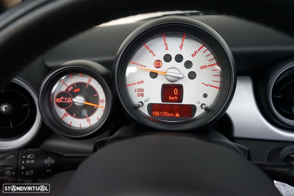 MINI Cabrio Cooper D - 19