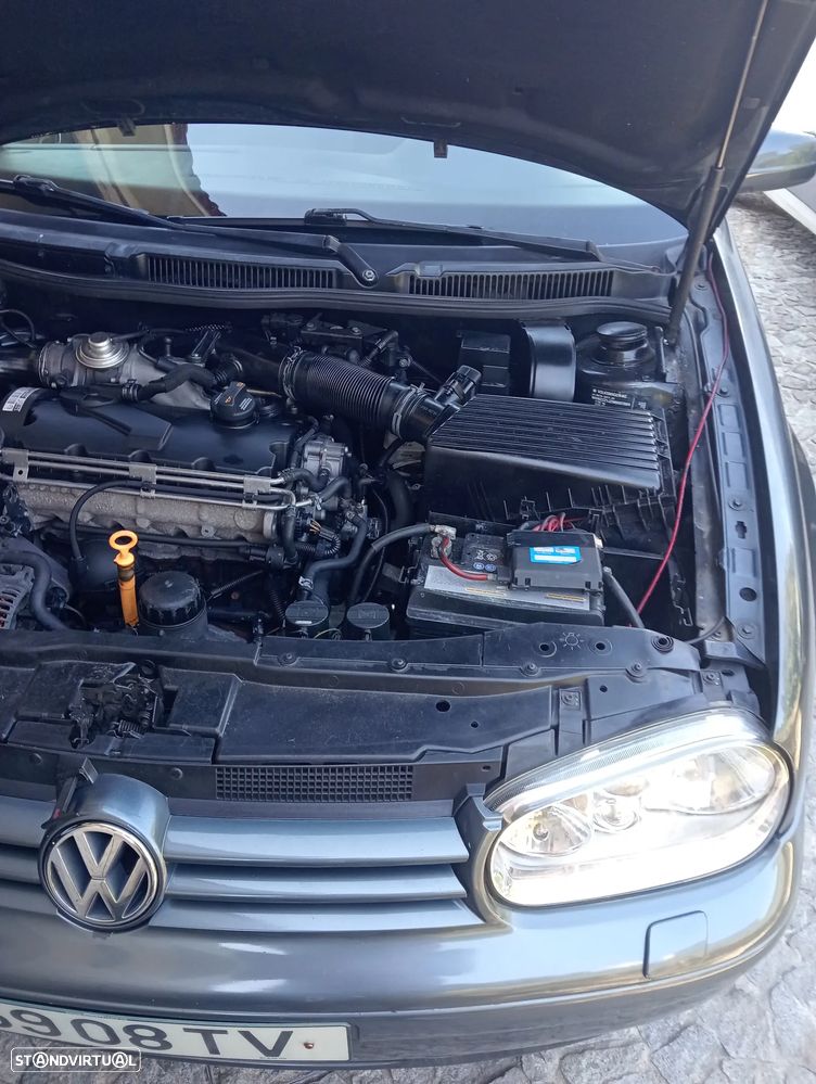 VW Golf 1.9 TDi Highline - 10