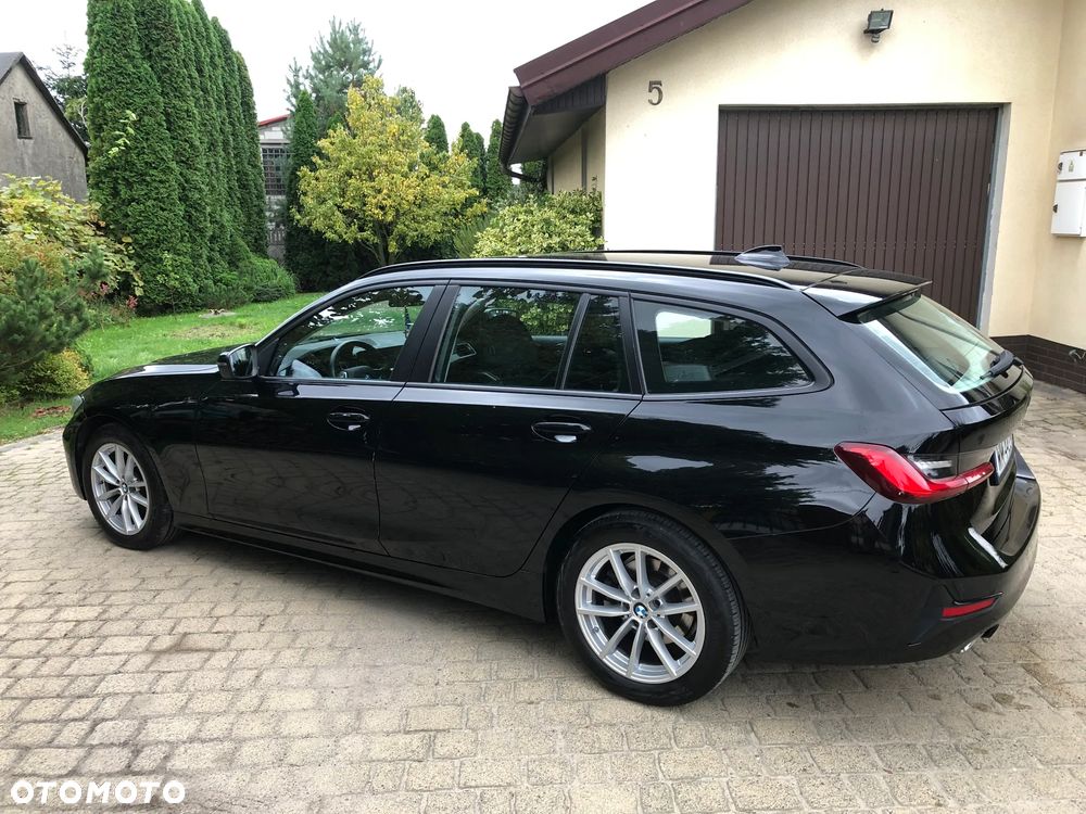 BMW Seria 3 320d xDrive Advantage - 5