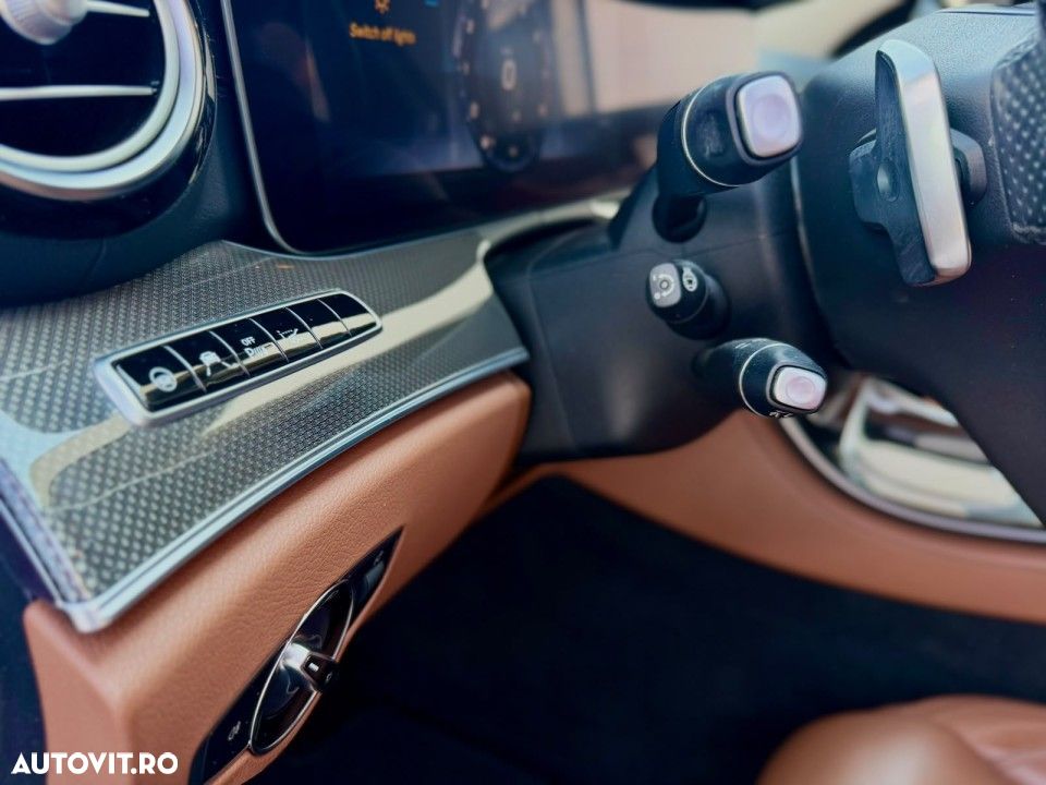 Mercedes-Benz E - 8
