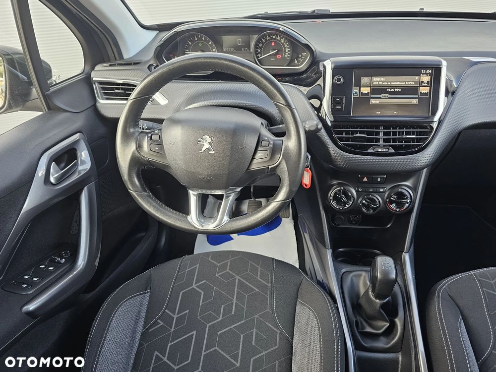 Peugeot 2008 PureTech 82 Allure - 31
