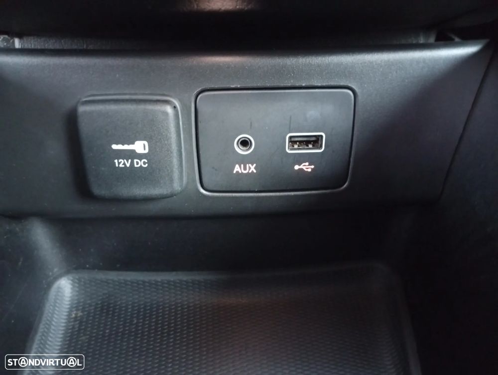 Fiat Tipo Station Wagon 1.6 M-Jet Lounge - 19