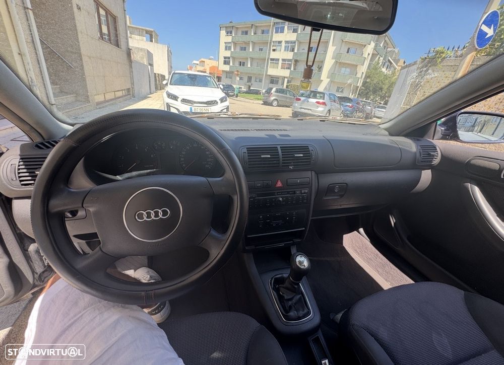 Audi A3 1.6 Attraction - 15