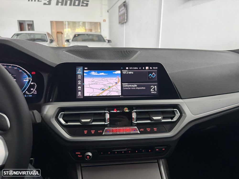 BMW 330 e Pack M Auto - 14