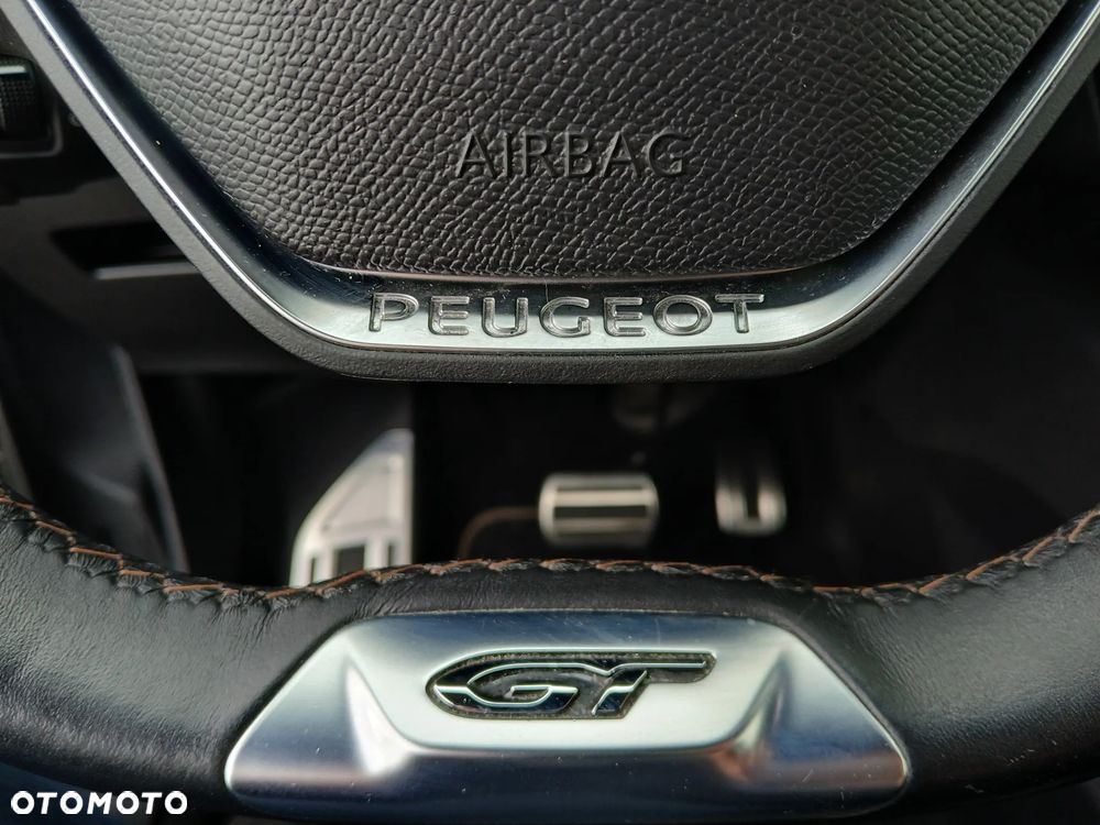 Peugeot 5008 1.6 PureTech GT S&S EAT8 - 26
