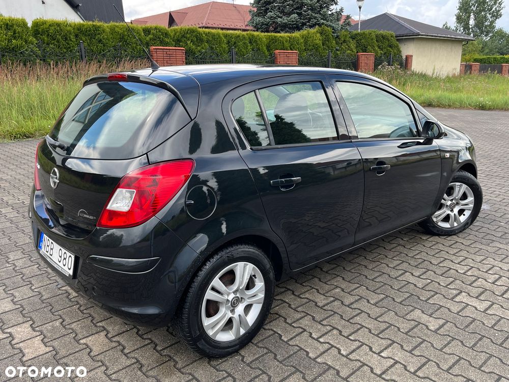 Opel Corsa 1.2 16V Innovation 110 Jahre - 11