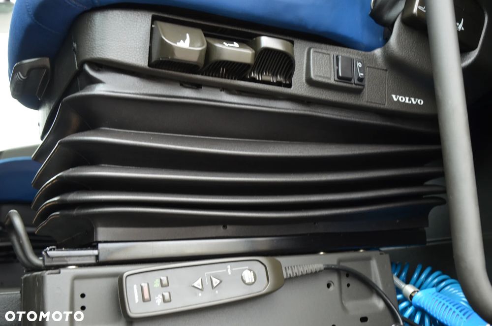 Volvo FH 500 NEW / EURO 6 / 2023r. / KLIMA P. / FULL LED / ACC / WAGA / NAVI / KAMERA / DE / 8800 - 20