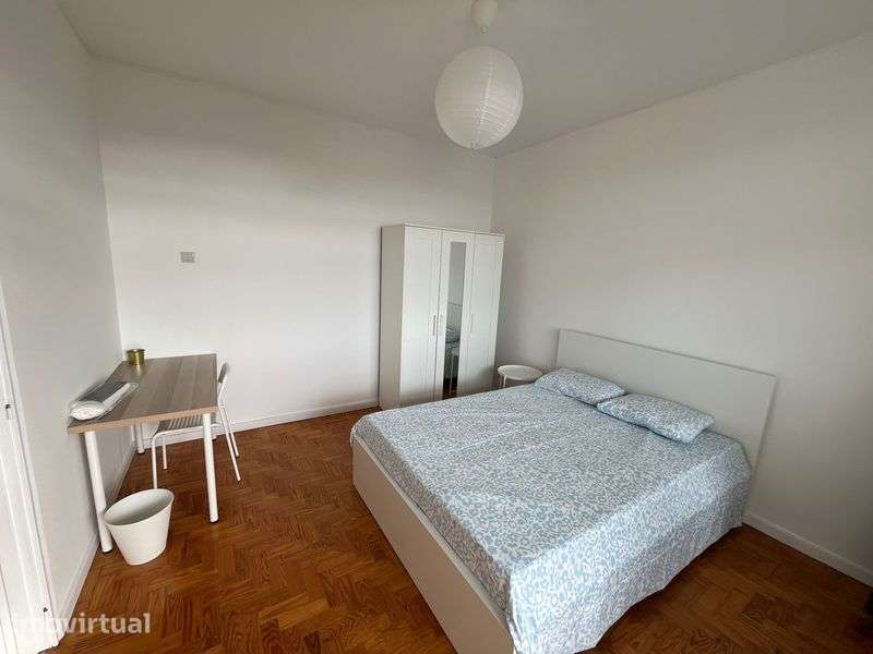 Apartamento T4 junto à Feup/FEP/Fmup - Grande imagem: 4/8