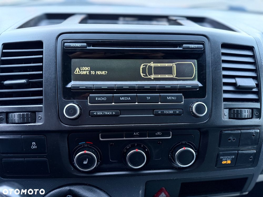 Volkswagen Transporter - 8