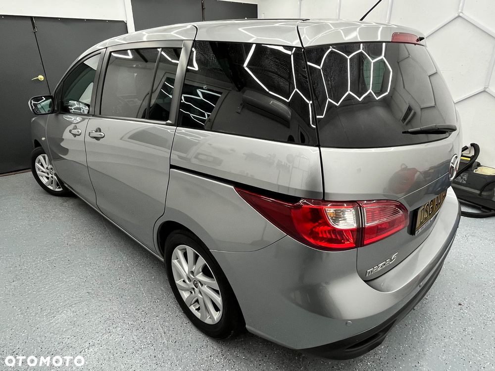 Mazda 5 - 15