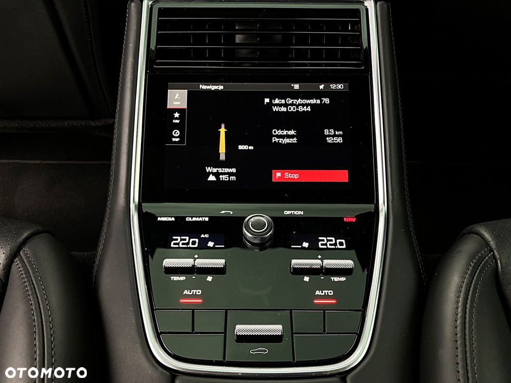 Porsche Panamera - 31