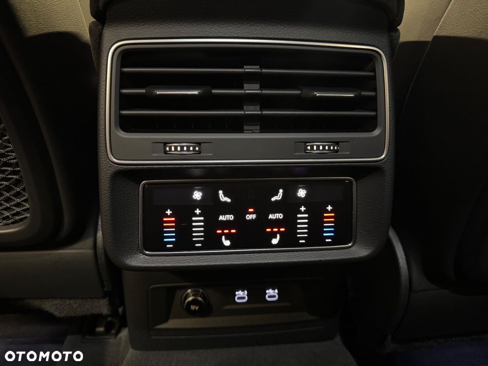 Audi RS Q8 TFSI mHEV Quattro Tiptronic - 23