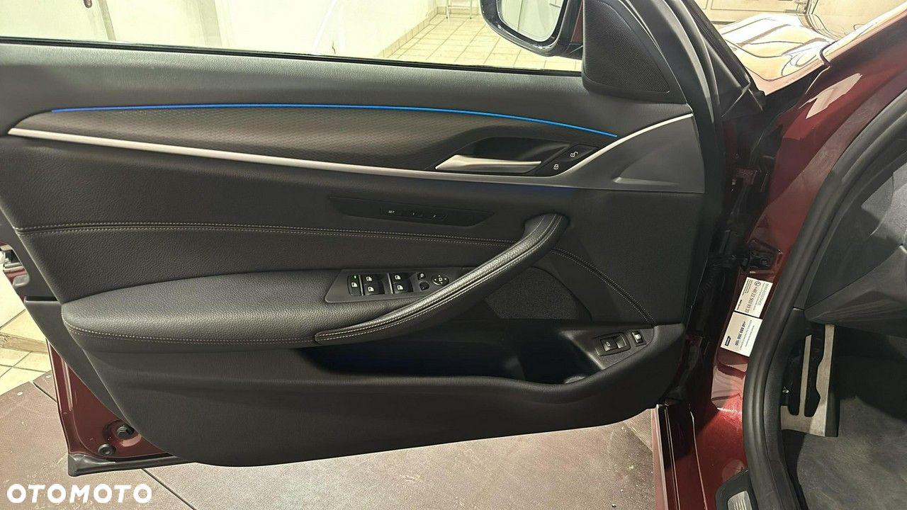 BMW Seria 5 - 12