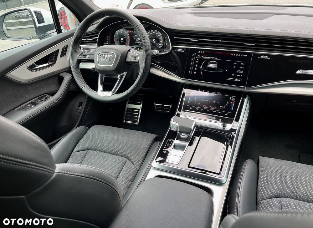 Audi Q7 - 11