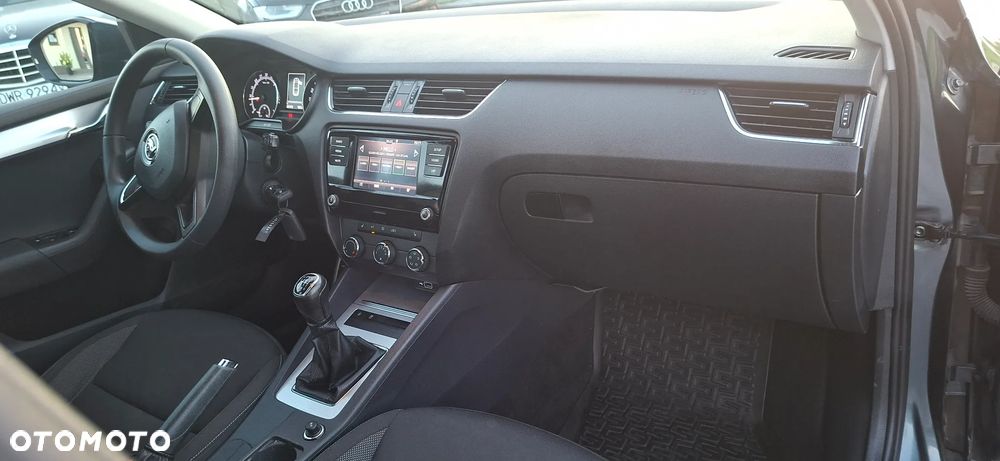 Skoda Octavia 2.0 TDI Tour - 12