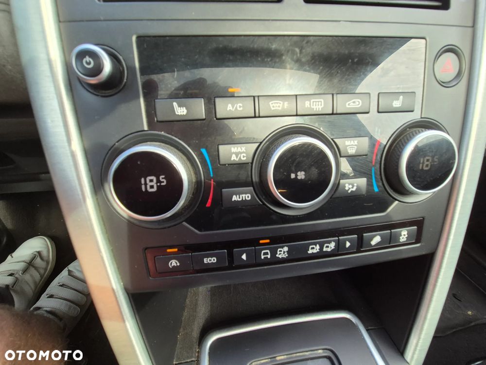 Land Rover Discovery Sport SD4 HSE Luxury - 16