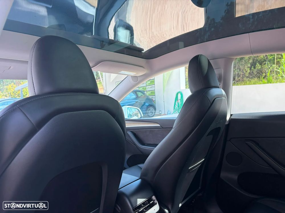 Tesla Model Y Standard - 16