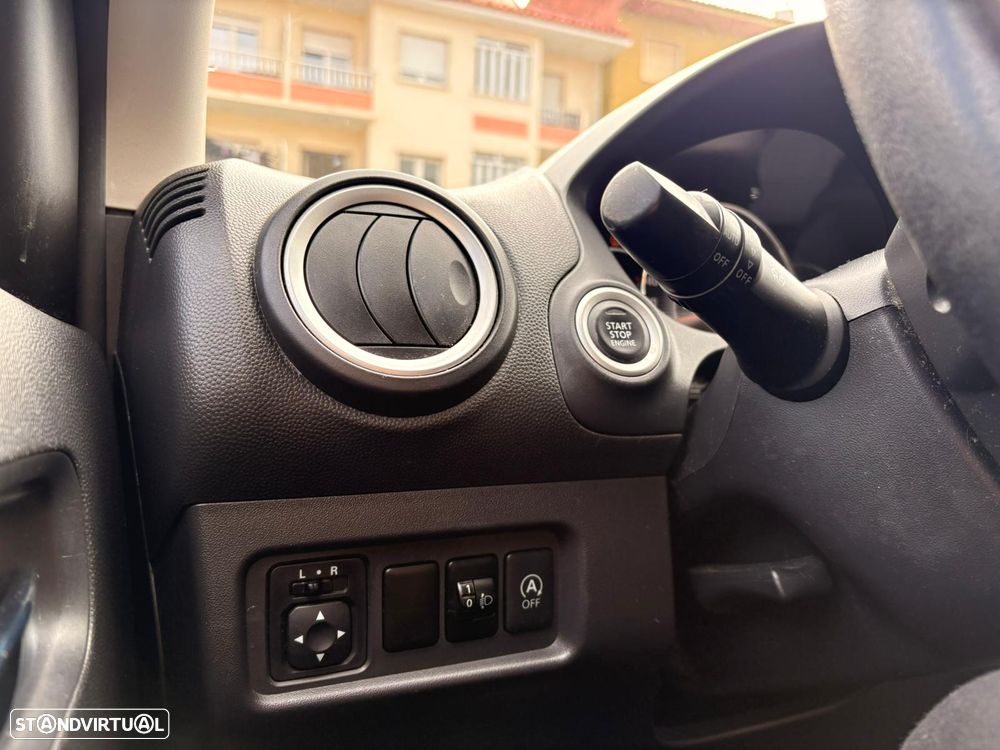 Mitsubishi Space Star 1.2 Intense Connect Edition - 11