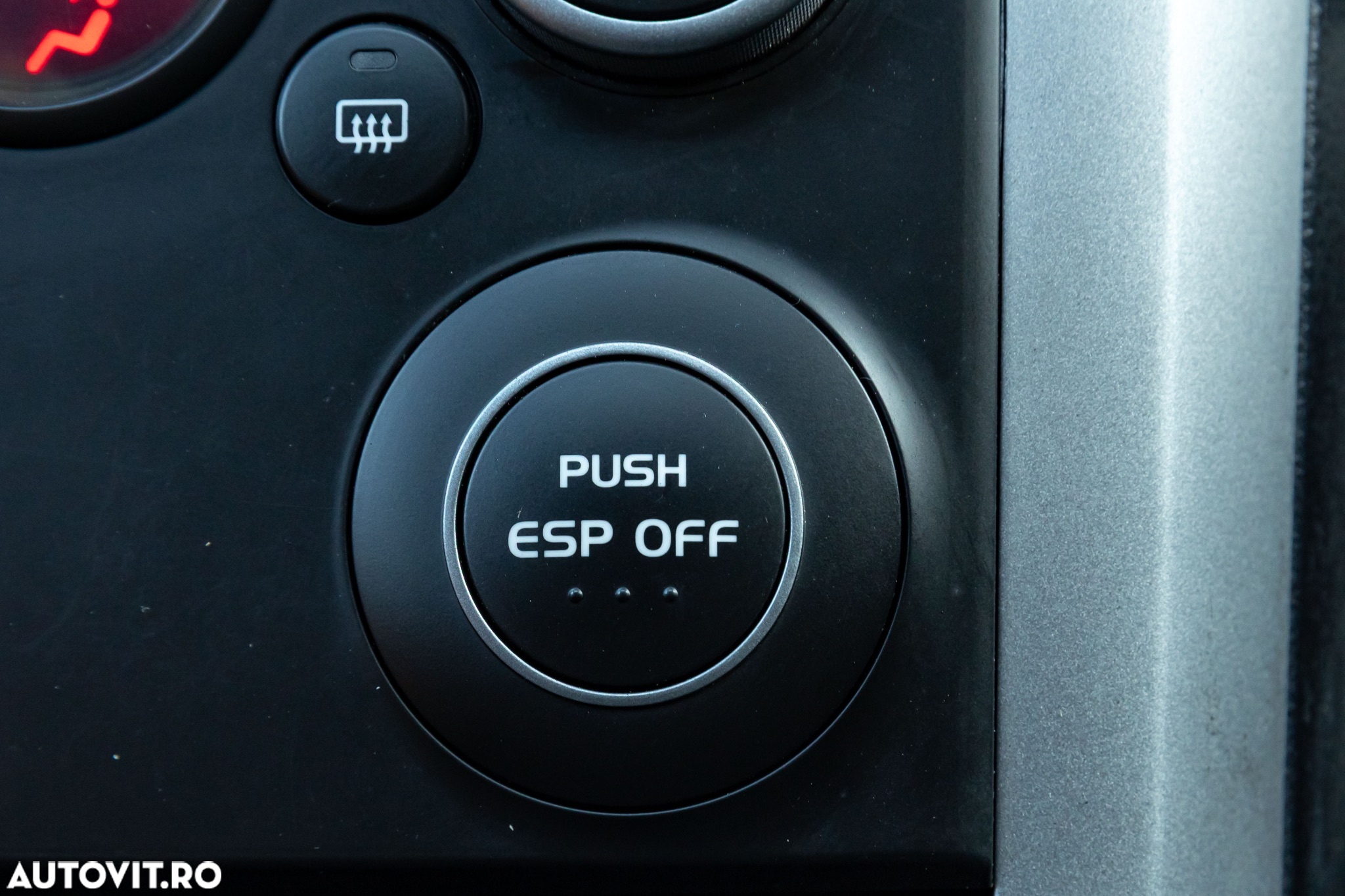 Suzuki Grand Vitara 1.9 DDiS Comfort - 27