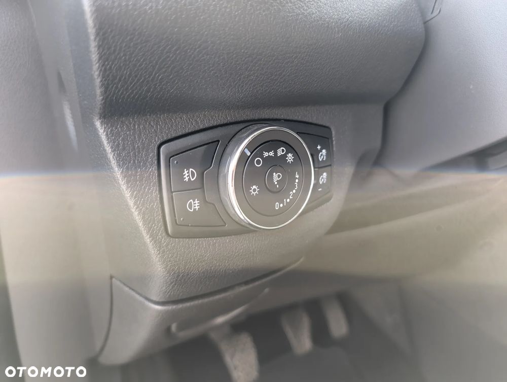 Ford Tourneo Courier 1.5 TDCi Trend - 20