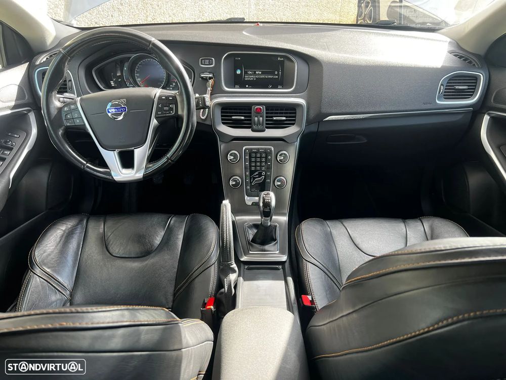 Volvo V40 1.6 D2 R-Design Momentum - 18