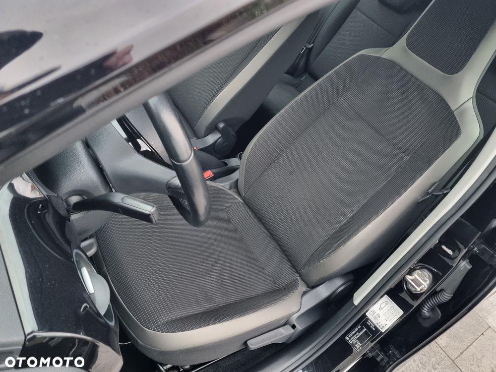 Volkswagen up! ASG move - 16