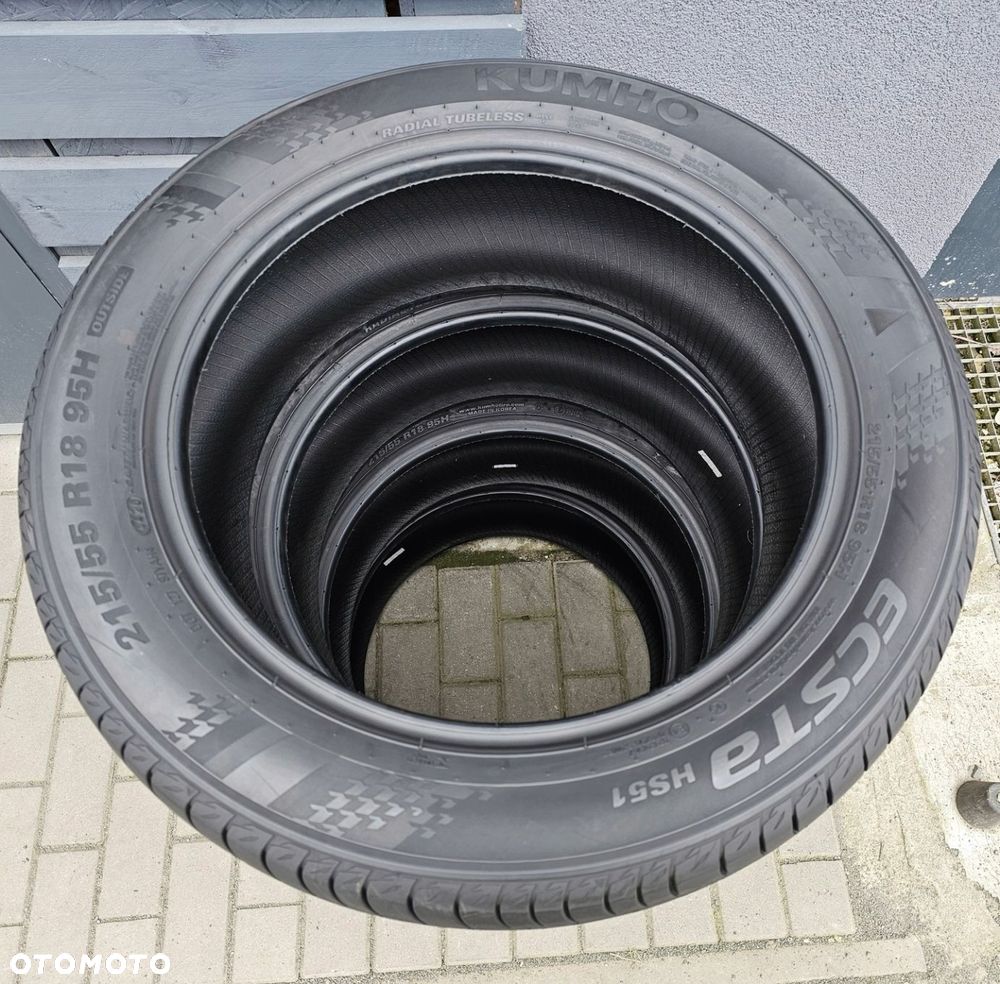 Kumho HS51 215/55R18 95 H - 4
