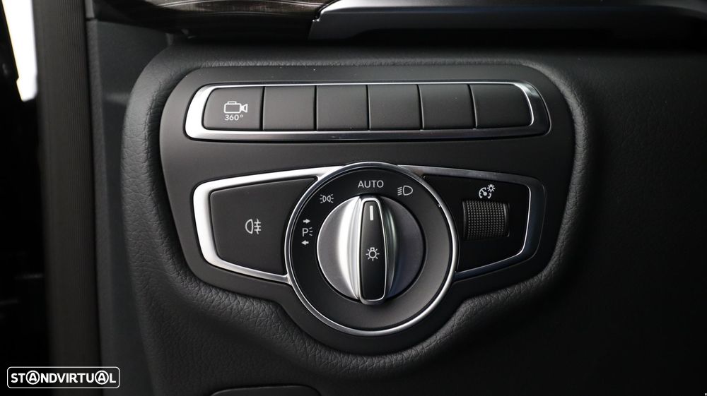 Mercedes-Benz V 250 d Longo Avantgarde - 25