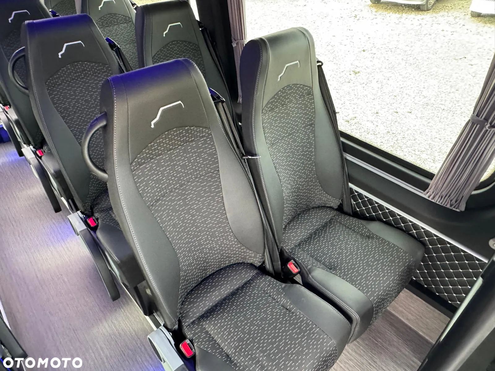 Mercedes-Benz Sprinter 519 - 19